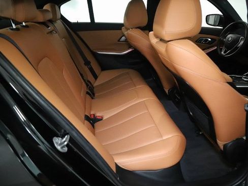 Used 2023 BMW 330i xDrive Sedan w/ Premium Package AWD/4WD image 33