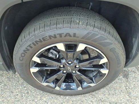 Used 2025 Chevrolet Equinox RS w/ Safety and Technology Package AWD/4WD image 21