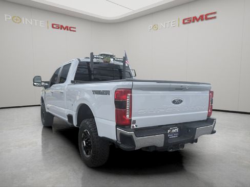 Used 2026 Ford F250 Lariat w/ Tremor Off-Road Package AWD/4WD image 5