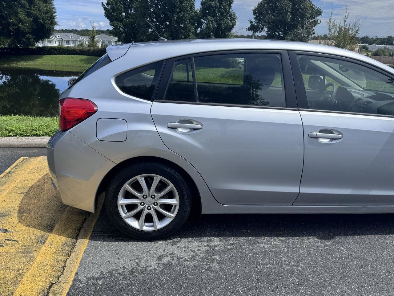 Used 2013 Subaru Impreza 2.0i Premium w/ All-Weather Pkg AWD/4WD image 22