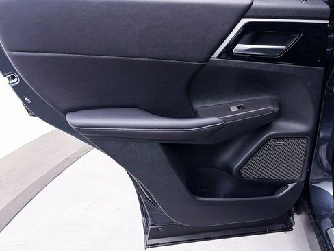 New 2025 Mitsubishi Outlander SE AWD/4WD image 25