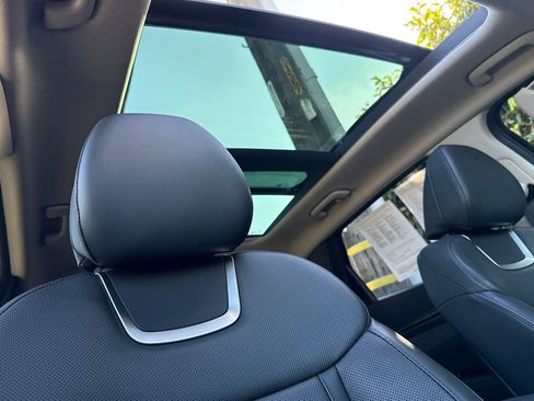 Certified 2023 Hyundai Tucson Limited w/ Cargo Package image 19