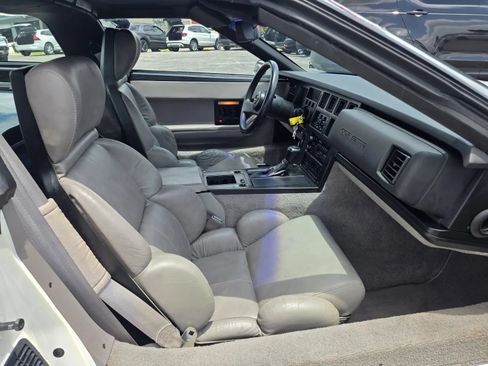 Used 1989 Chevrolet Corvette Coupe RWD image 13