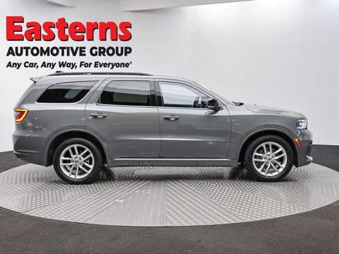 Used 2024 Dodge Durango GT RWD image 4