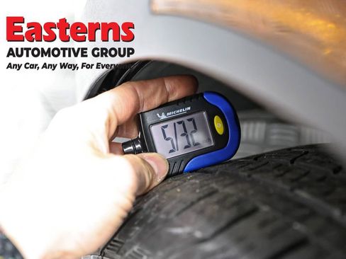 Used 2024 Kia Sorento LX image 33