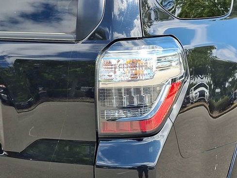 Used 2024 Toyota 4Runner TRD Off-Road image 12