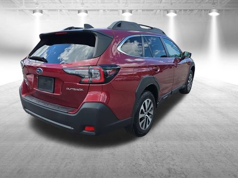 Used 2024 Subaru Outback Premium AWD/4WD image 5