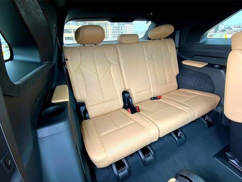 New 2025 Cadillac Escalade IQ Luxury 2 image 29