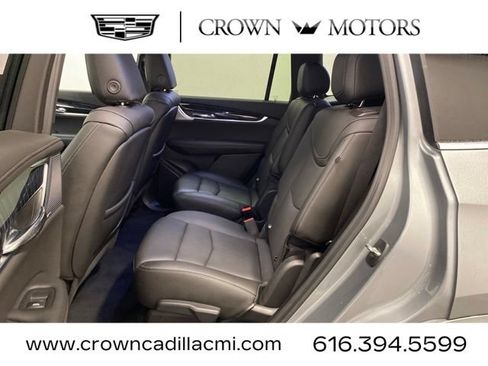 Certified 2023 Cadillac XT6 Premium Luxury AWD/4WD image 21
