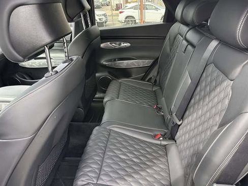 Used 2025 Genesis GV70 3.5T Sport w/ Sport Advanced Package image 20