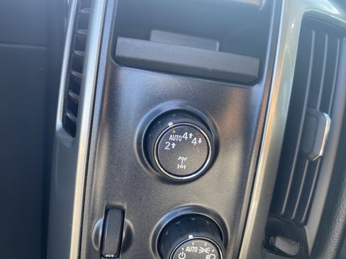 Used 2018 Chevrolet Silverado 1500 LT w/ All Star Edition image 16