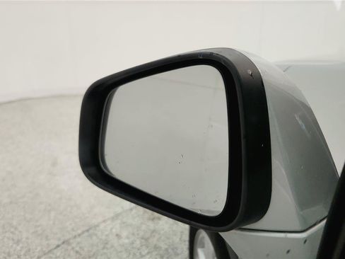 Used 2019 Chevrolet Trax LT w/ LT Convenience Package FWD image 24