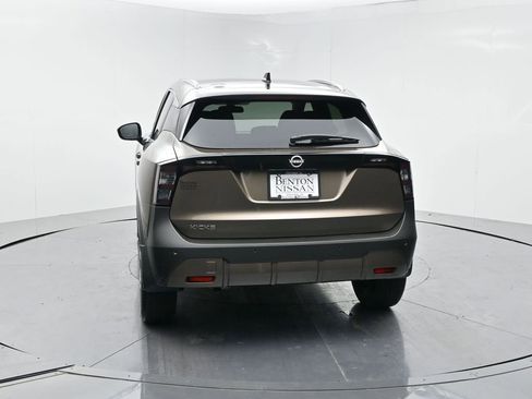 Used 2026 Nissan Kicks SV FWD image 19