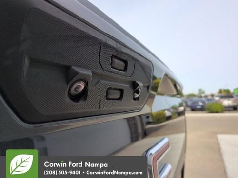 Used 2022 GMC Sierra 1500 Denali w/ Denali Reserve Package AWD/4WD image 31