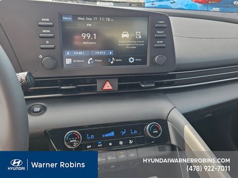 New 2025 Hyundai Elantra Sport image 17