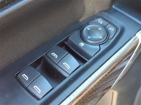 Used 2020 Chevrolet Silverado 1500 LT Trail Boss image 15