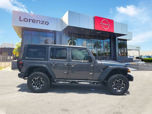 Used 2023 Jeep Wrangler Unlimited Rubicon 4xe AWD/4WD image 4