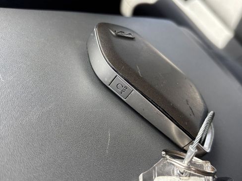 Used 2025 Kia K4 LXS image 23