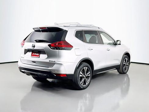 Used 2020 Nissan Rogue SV w/ Sun & Sound Touring Package AWD/4WD image 5