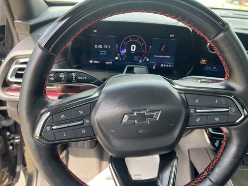 Used 2024 Chevrolet Traverse RS w/ LPO, Floor Liner Package AWD/4WD image 19