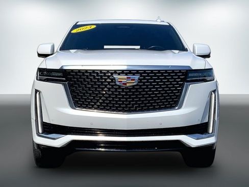 Used 2023 Cadillac Escalade ESV Premium Luxury AWD/4WD image 2