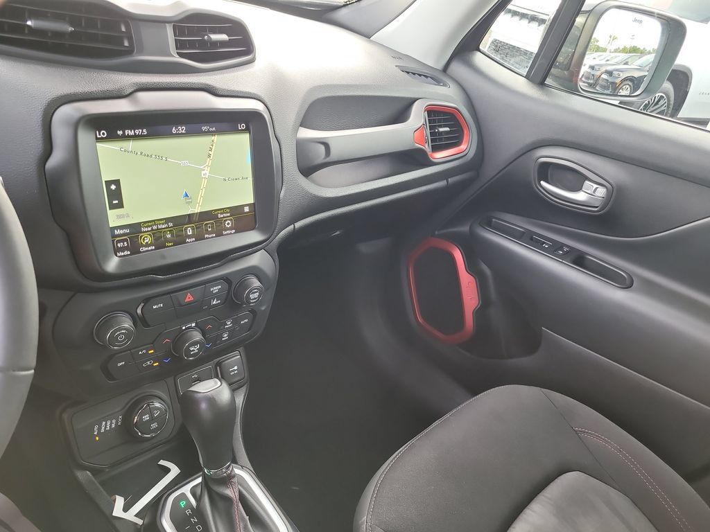 Certified 2023 Jeep Renegade Trailhawk AWD/4WD image 32