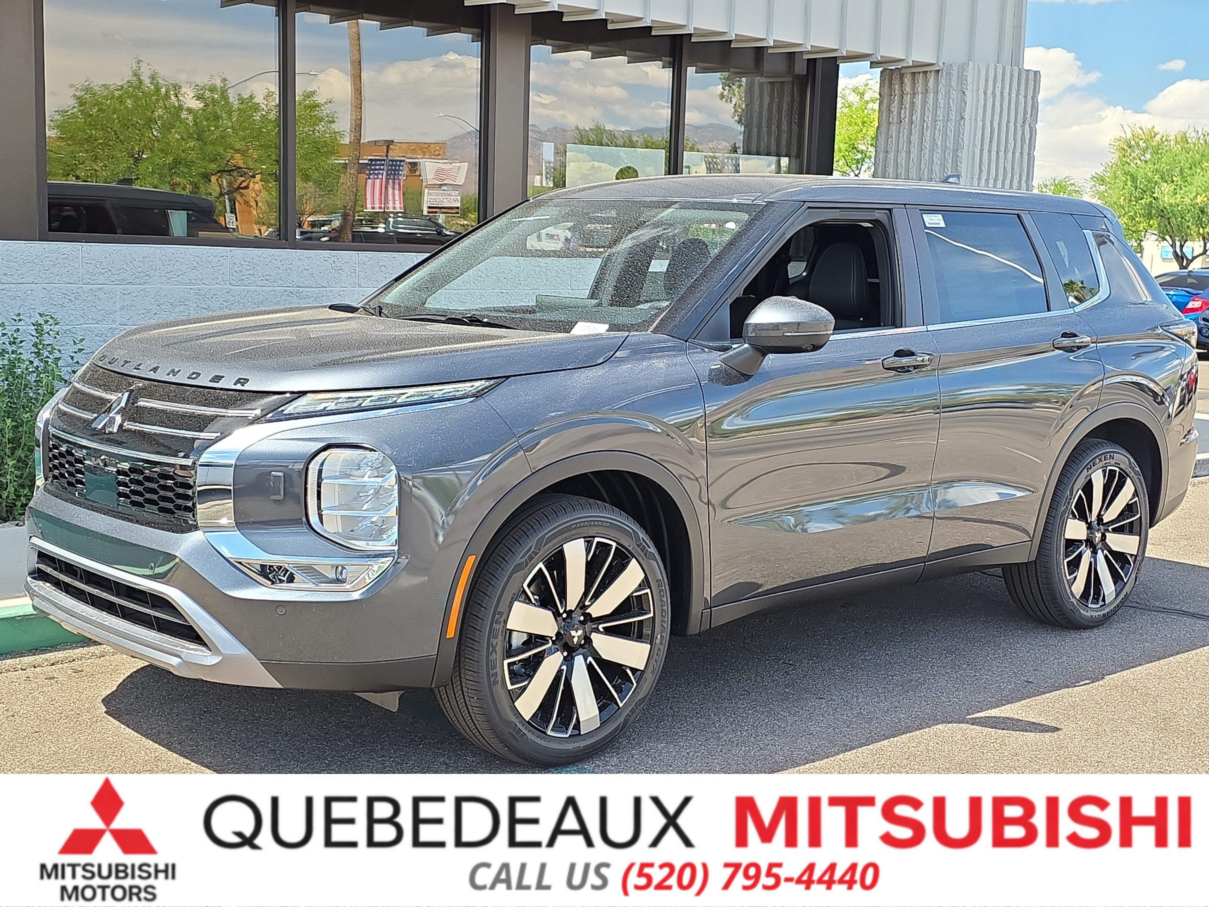 New 2026 Mitsubishi Outlander SE AWD/4WD image 3
