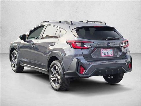 Used 2026 Subaru Crosstrek 2.5i Premium AWD/4WD image 8