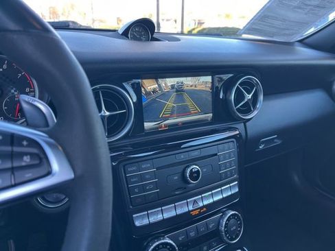 Used 2020 Mercedes-Benz SLC 43 AMG image 25