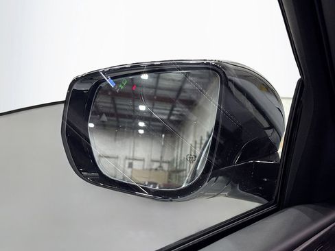 New 2025 Jeep Grand Cherokee L Overland w/ Luxury Tech Group IV image 52