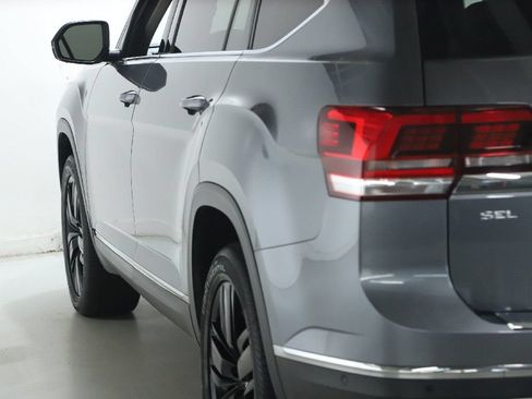 Used 2018 Volkswagen Atlas SEL Premium AWD/4WD image 43