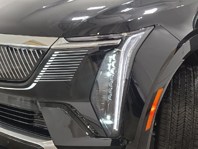 New 2026 Cadillac Escalade IQ Luxury 2 w/ LPO, Floor Liner Package AWD/4WD image 28