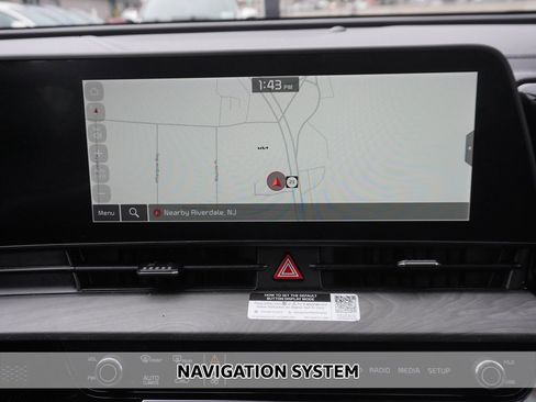 Used 2023 Kia Sportage X-Line w/ X-Line Premium Package image 3