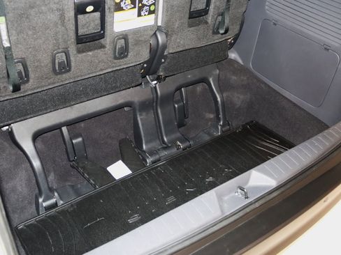 Used 2023 Toyota Sienna XLE image 67