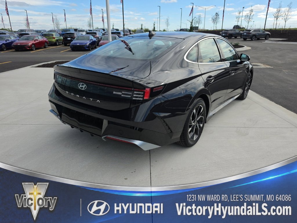 Used 2024 Hyundai Sonata SEL FWD image 5
