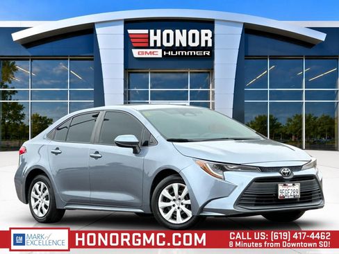 Used 2023 Toyota Corolla LE FWD image 1