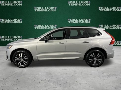 Used 2024 Volvo XC60 B5 Core image 10