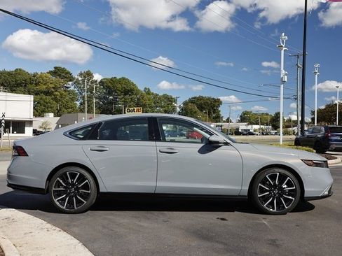 New 2025 Honda Accord Touring image 13