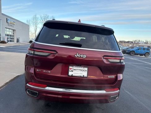 Used 2023 Jeep Grand Cherokee L Overland image 7