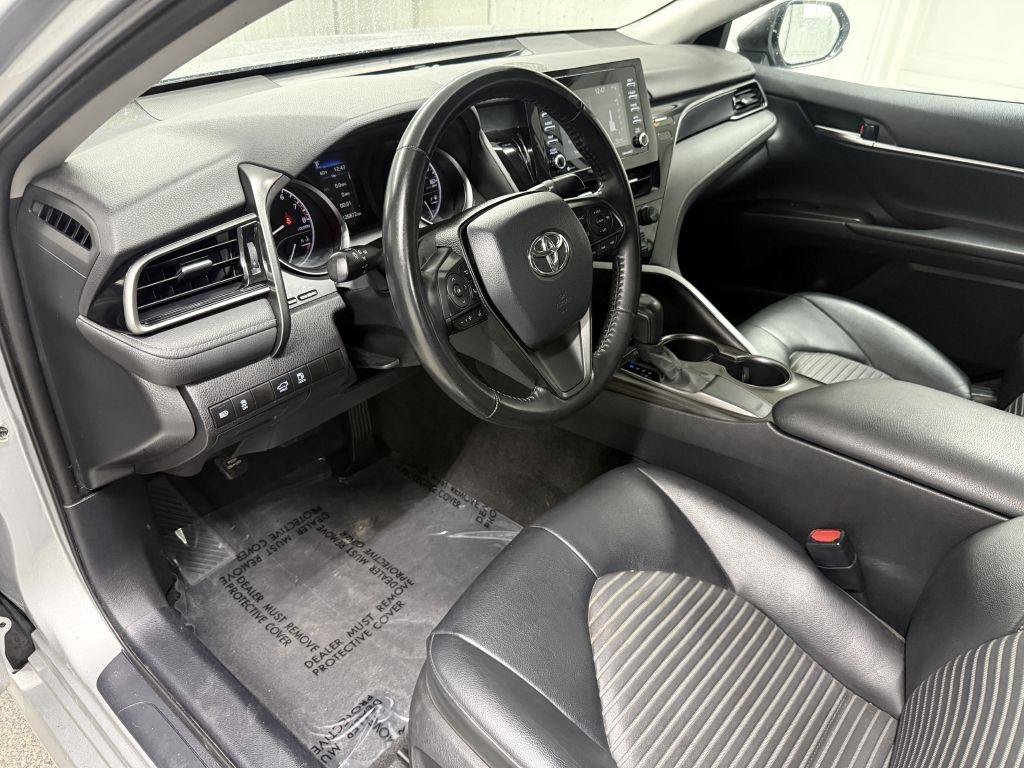 Used 2021 Toyota Camry SE FWD image 11