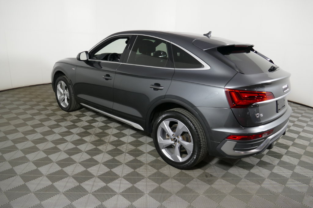 Used 2023 Audi Q5 2.0T Premium w/ Convenience Package AWD/4WD image 5
