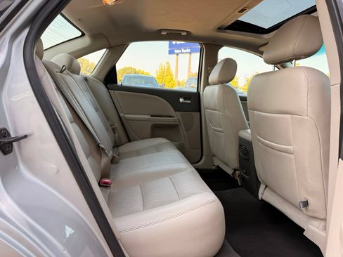 Used 2008 Ford Taurus SEL FWD image 15