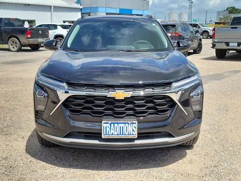 Certified 2026 Chevrolet Trax LT w/ Driver Confidence Package FWD image 35