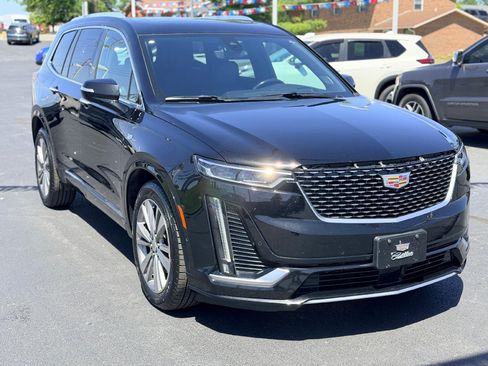 Used 2020 Cadillac XT6 Premium Luxury AWD/4WD image 3