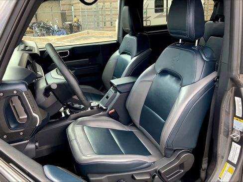 Used 2022 Ford Bronco Outer Banks AWD/4WD image 7