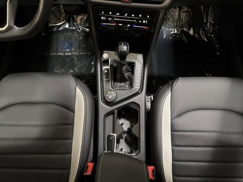 New 2026 Volkswagen Taos SEL image 33