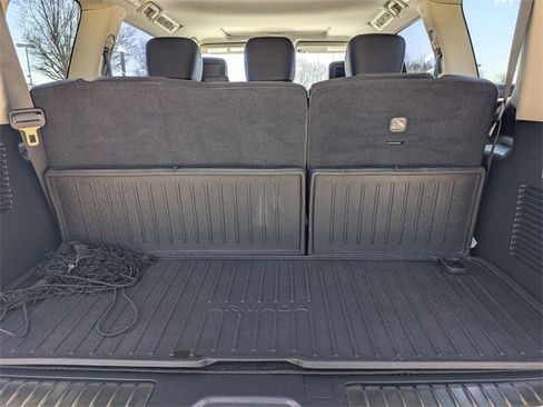 Used 2019 Nissan Armada Platinum w/ Interior Lighting Package image 5