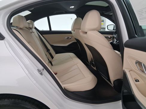 Used 2023 BMW 330i Sedan w/ Convenience Package image 30