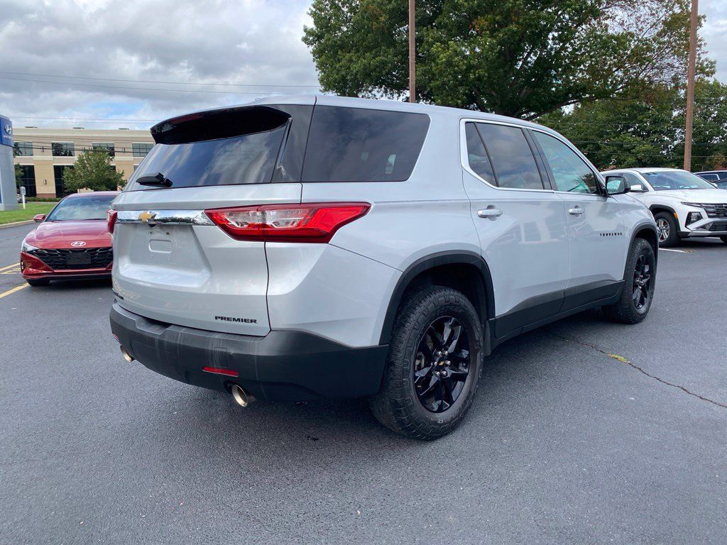 Used 2019 Chevrolet Traverse LS w/ LPO, Floor Liner Package AWD/4WD image 4