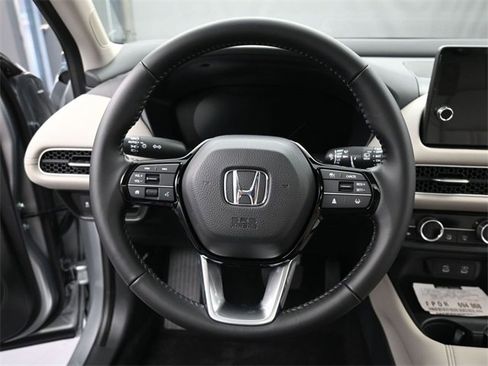 New 2026 Honda HR-V EX-L image 17